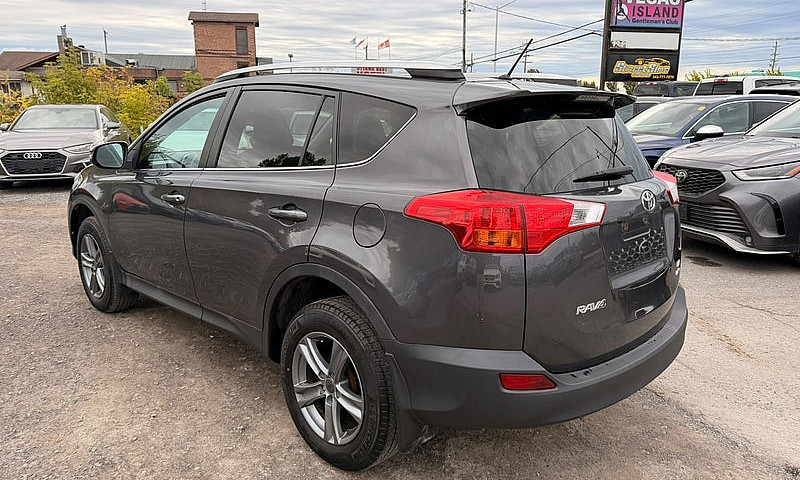 2015 Toyota Rav4 Le ...