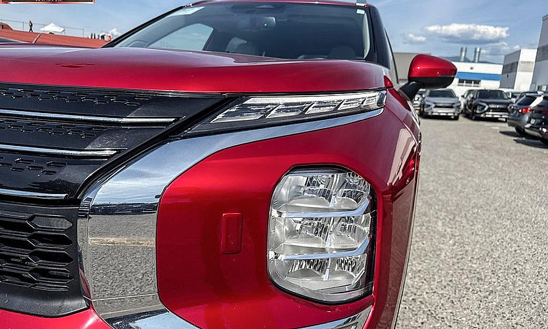 2024 Mitsubishi Outl...