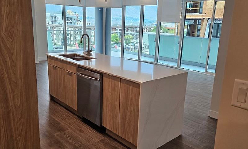 Beautiful 2 Bedroom ...