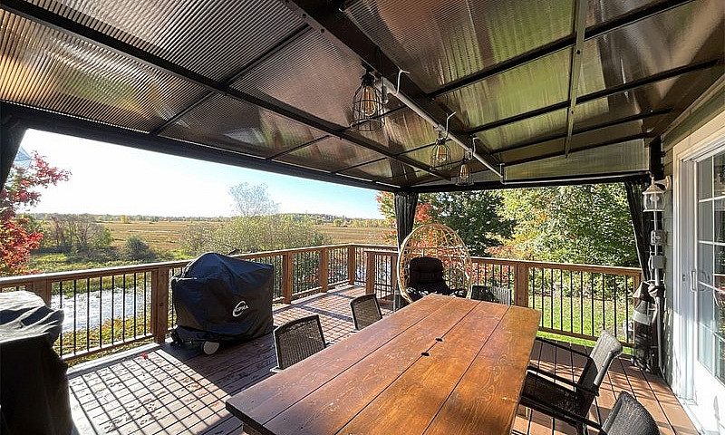 $900,000 - 2 Storey ...