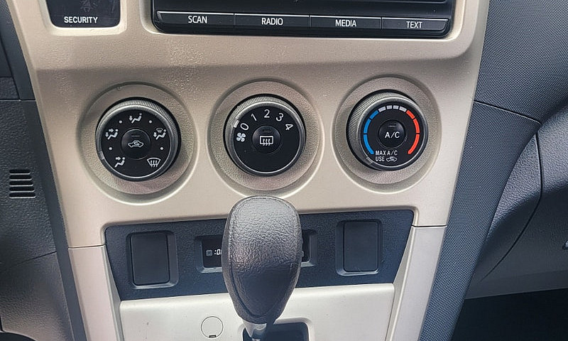 2013 Toyota Matrix O...