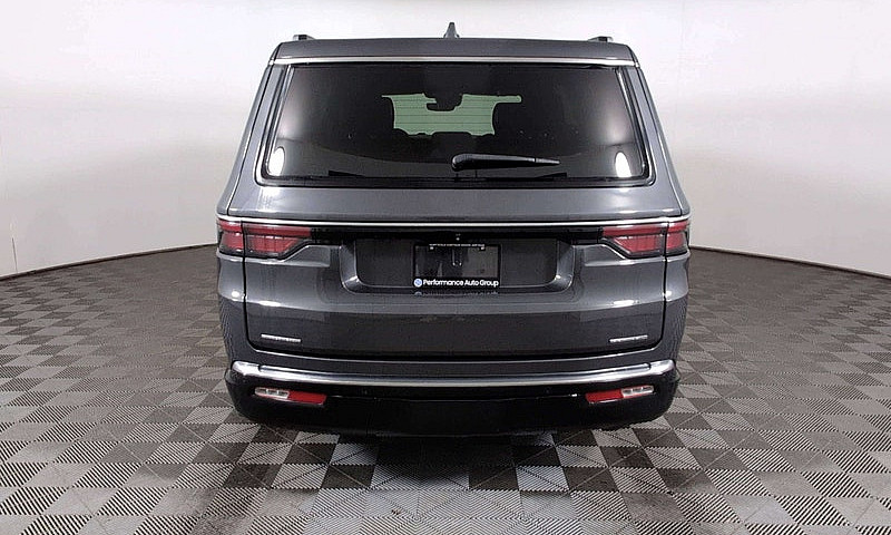 2022 Jeep Wagoneer S...