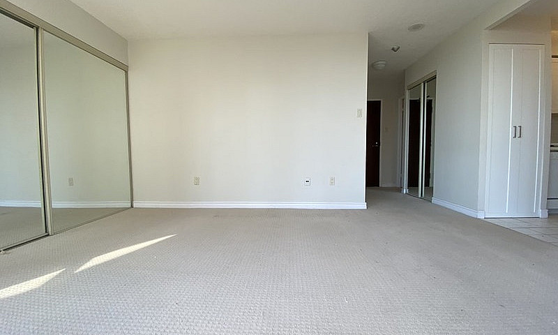 1055 Bay St - 1910...