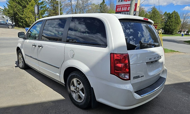 2011 Dodge Grand Car...