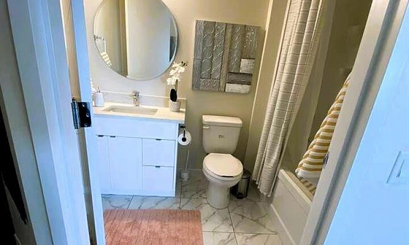 Open Concept 2 Bedro...