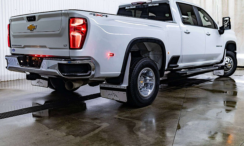 2024 Chevrolet Silve...