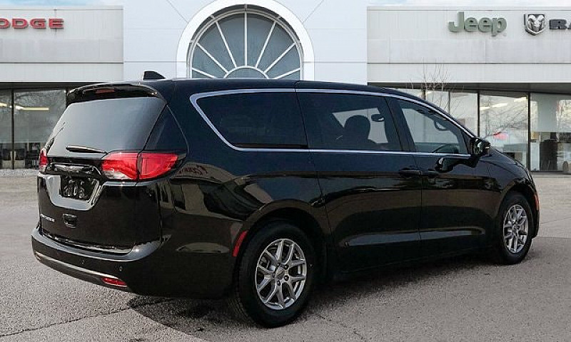 2025 Chrysler Grand ...