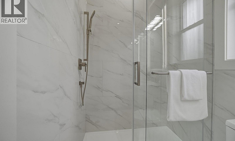 3112 W 42Nd Avenue V...