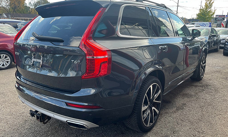 2019 Volvo Xc90 Mome...