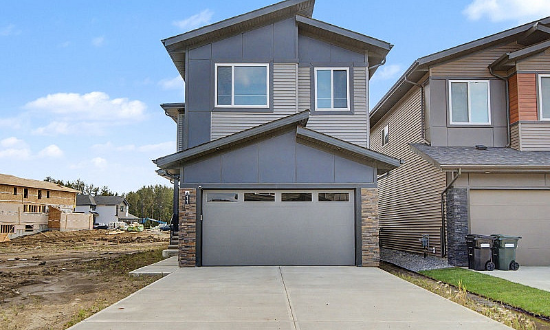 4 Bed Fenwyck Home O...