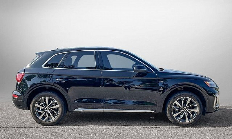 2023 Audi Q5 Technik...