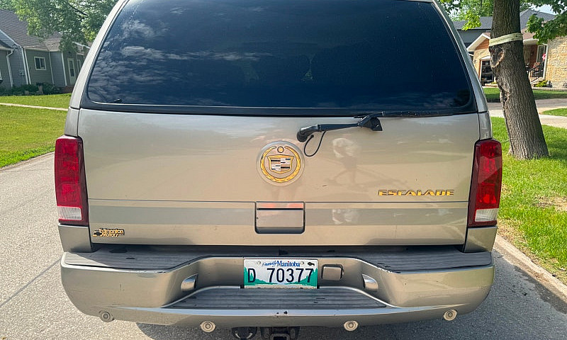 2003 Cadillac Escala...