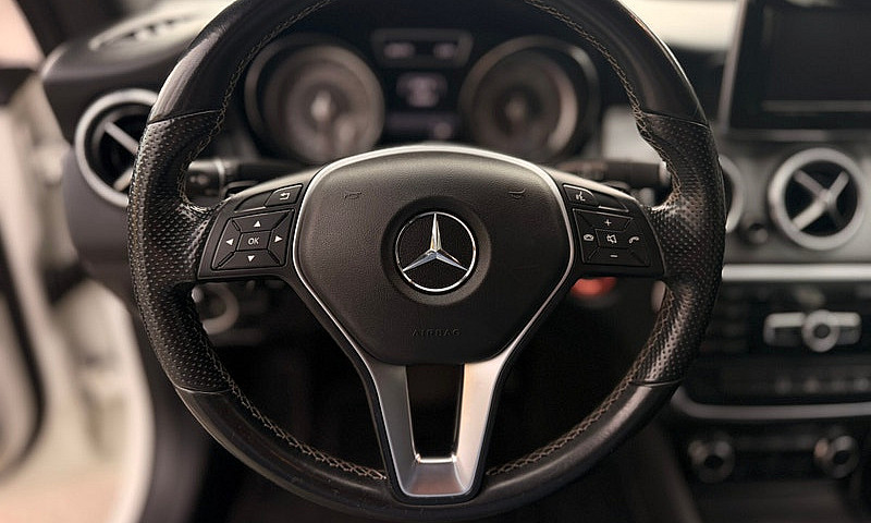 2014 Mercedes-Benz C...