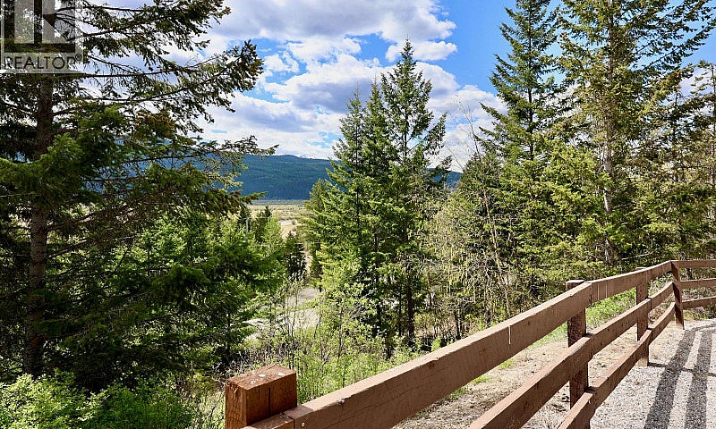 4905 Castledale View...