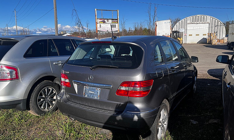 2011 Mercedes-Benz B...
