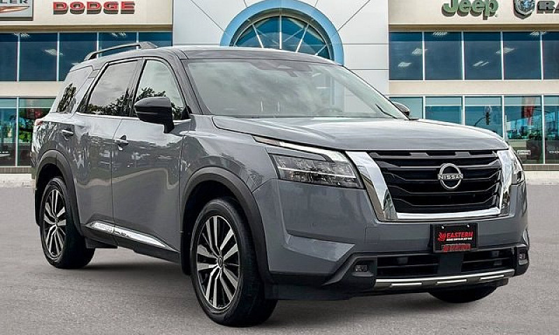 2023 Nissan Pathfind...