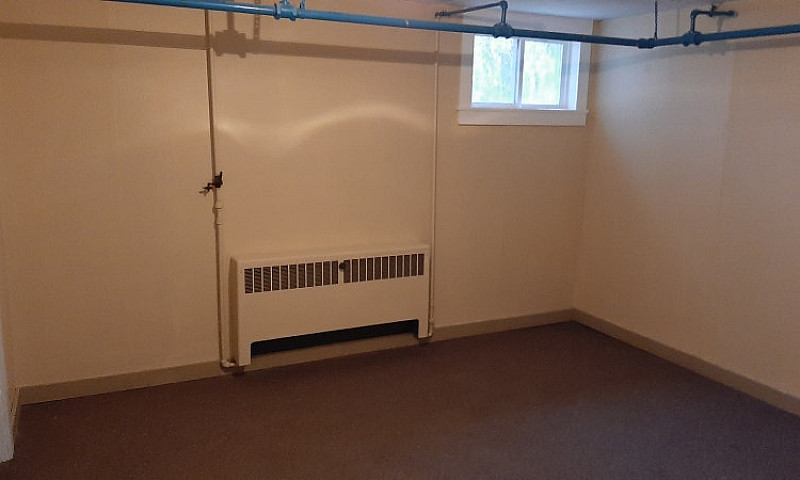 Downtown 2 Bed 2 Bat...