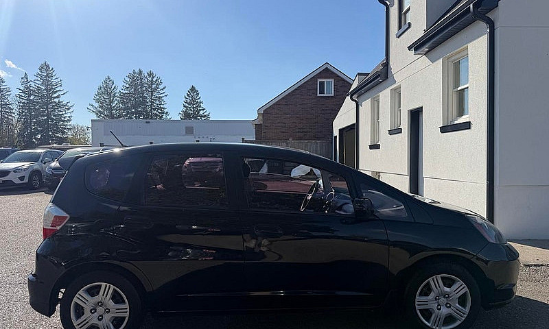 2013 Honda Fit Lx...