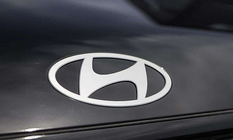 2026 Hyundai Santa F...