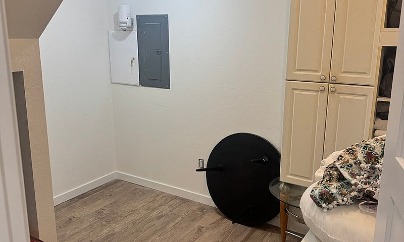 1-Bedroom 1-Bathroom...