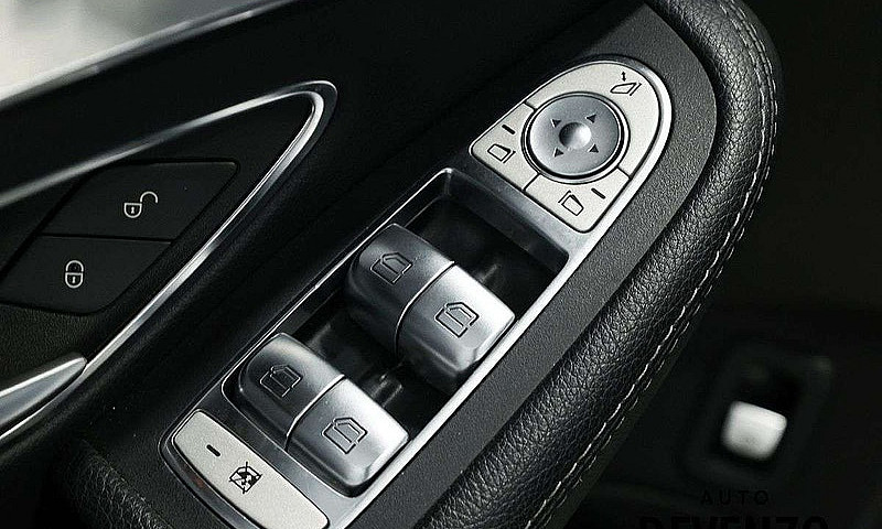 2020 Mercedes-Benz C...