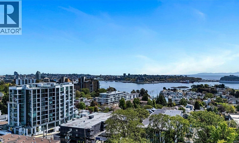 306 899 Esquimalt Rd...