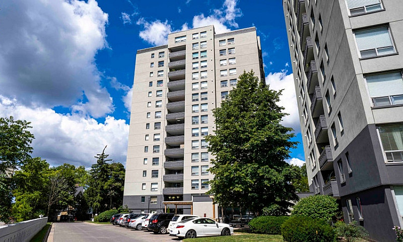 3 Bedroom Apartment ...