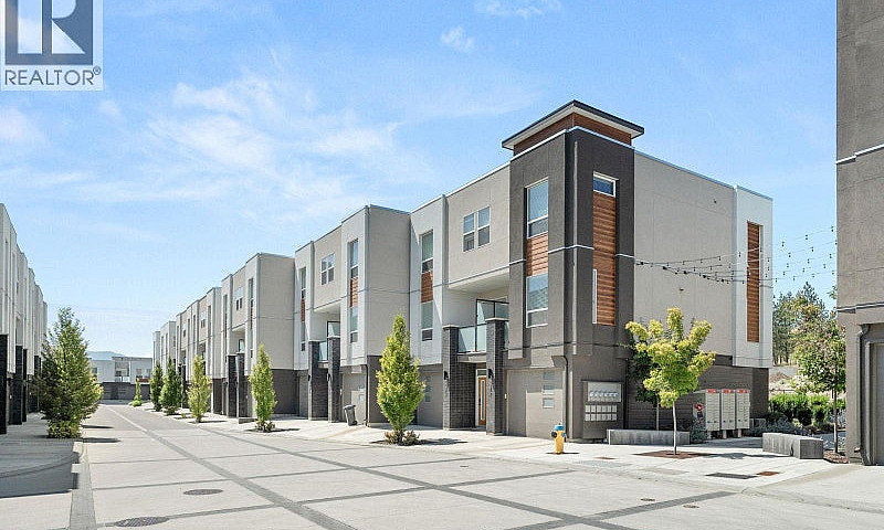 610 Academy Way Unit...
