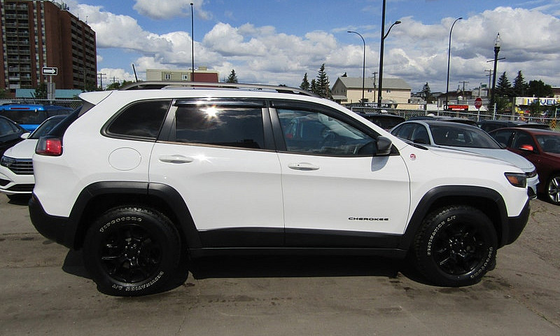 2019 Jeep Cherokee T...