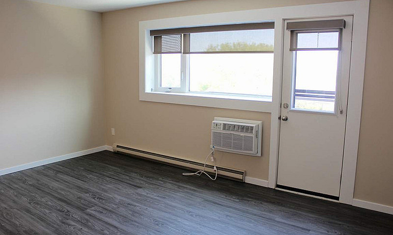 One-Bedroom Suite Fo...