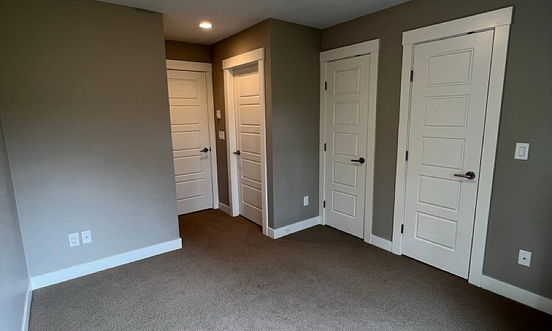 2-Bedroom 2-Bathroom...