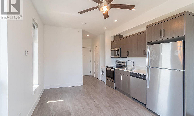 925 Leon Avenue Unit...