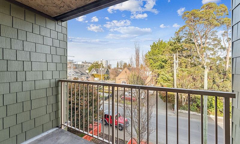 Niagara Court Apartm...