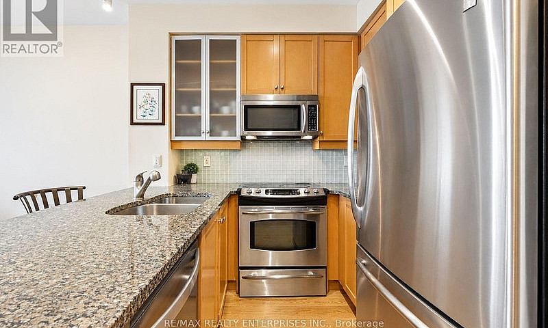 2706 - 18 Yorkville ...
