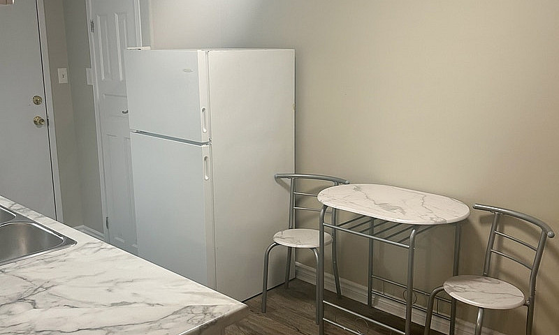 Studio Apt | All Inc...