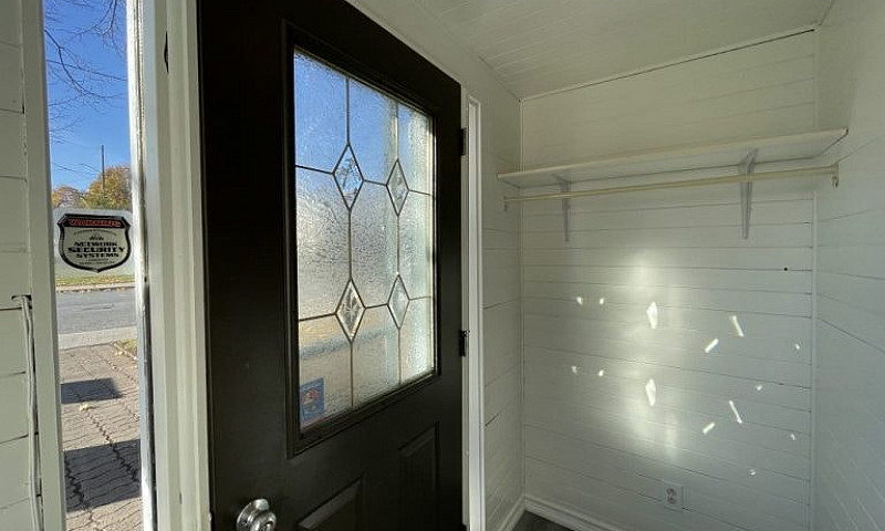 2 Bed, 1 Bath Home I...