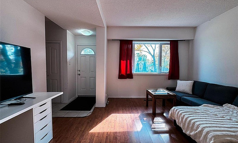 607 Jubilee Avenue W...