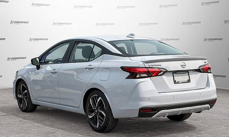 2024 Nissan Versa Sr...