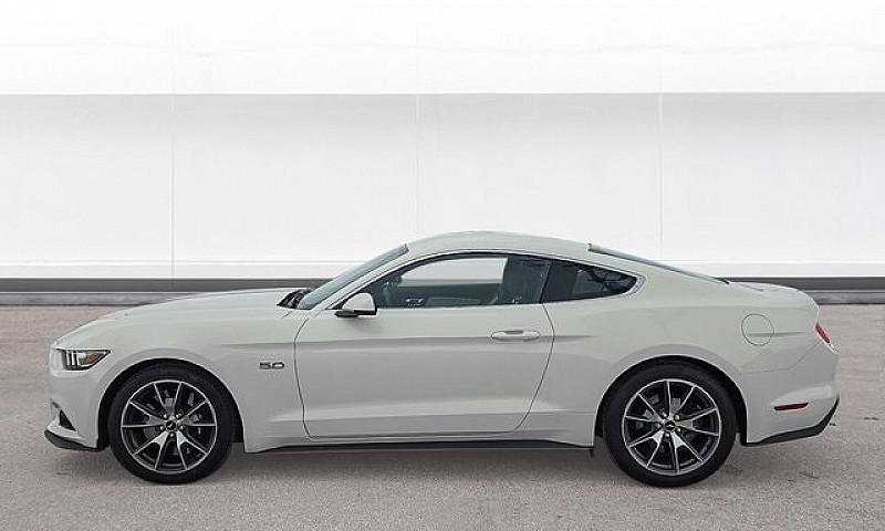2015 Ford Mustang Gt...