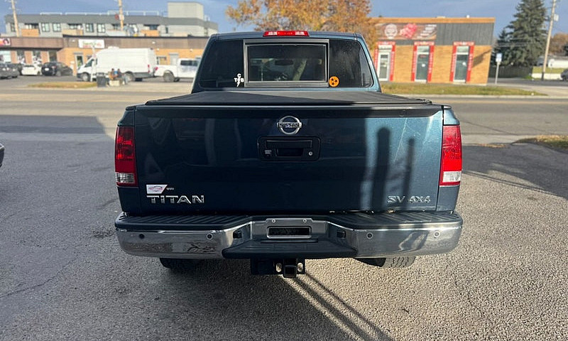 2015 Nissan Titan 4W...