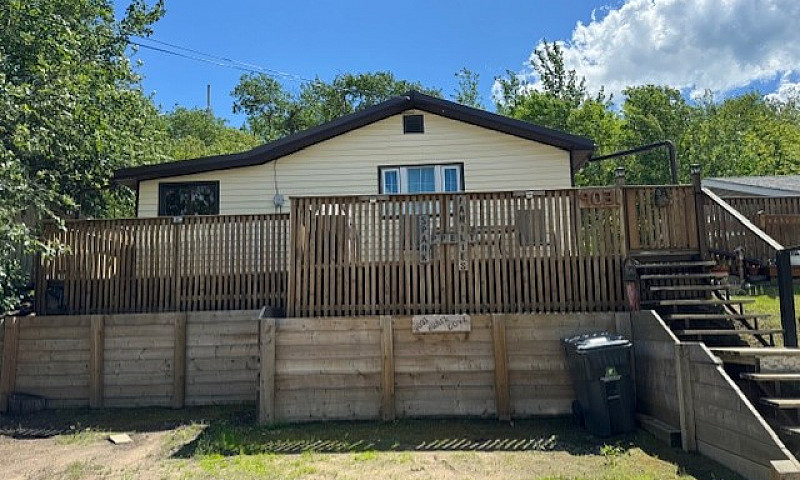 9031 Hunts Cove Cres...
