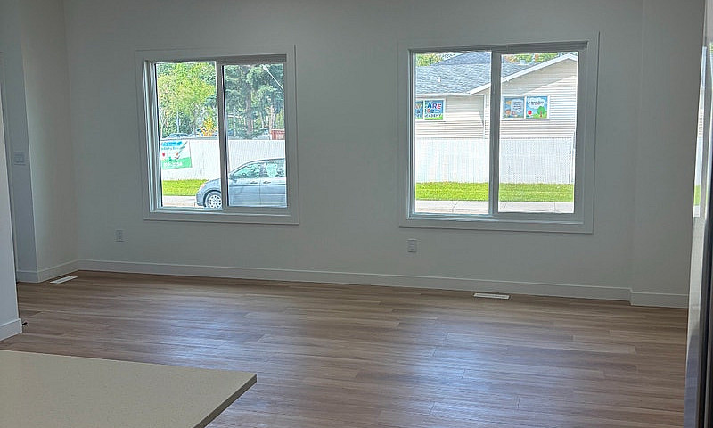 3Bed Townhouse + 1Be...