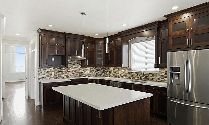 32141 Hillcrest Aven...