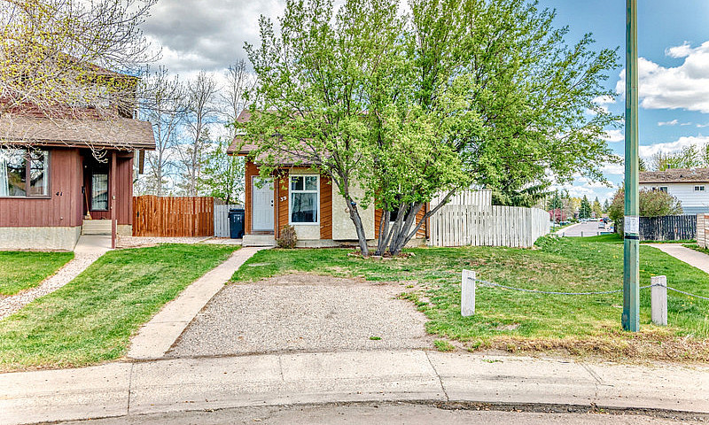 For Sale 39 Princeto...