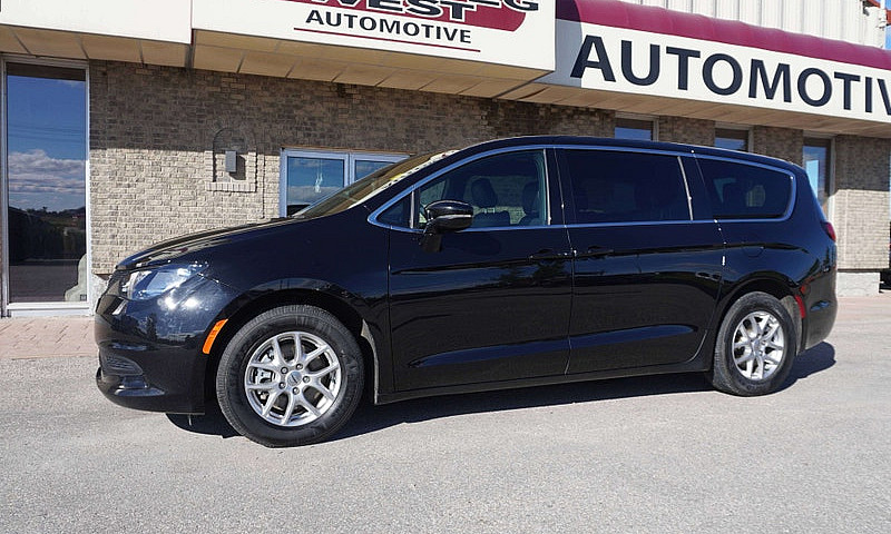 2025 Chrysler Grand ...