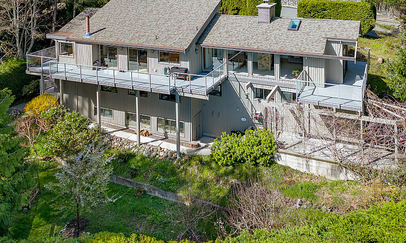 4 Bed With Ocean And...
