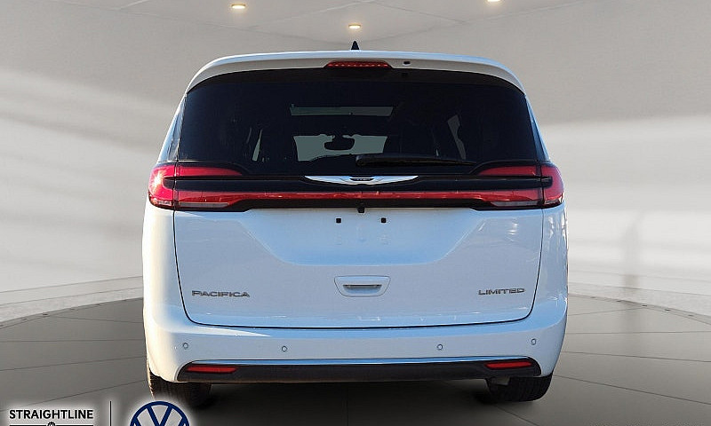 2026 Chrysler Pacifi...