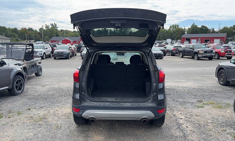 2019 Ford Escape...