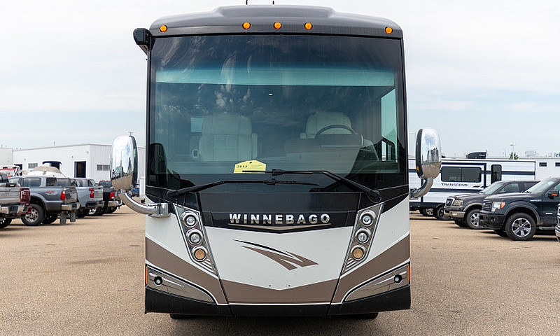 2013 Winnebago Motor...