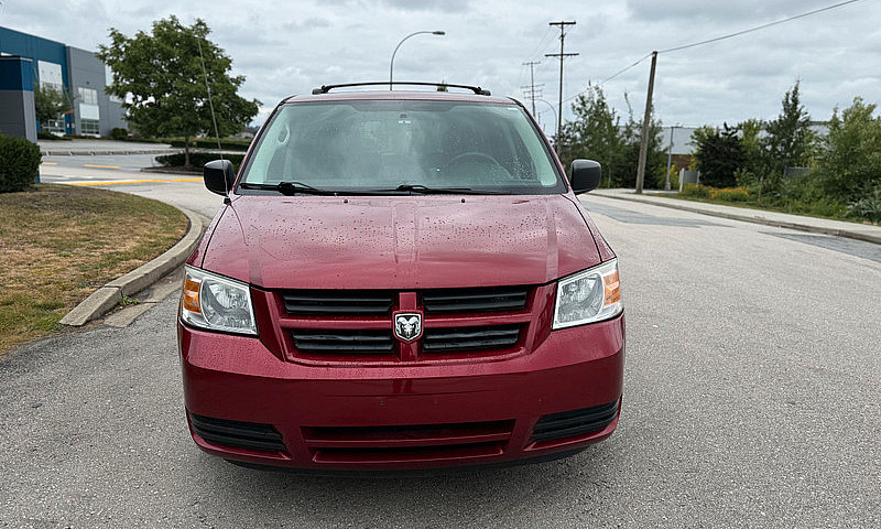 2010 Dodge Grand Car...